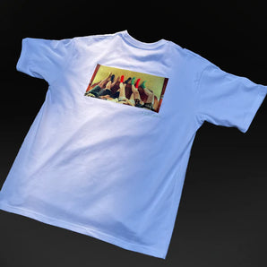 【091】| 我是機車少女 |「刺在我領口的名字」白色T-shirt